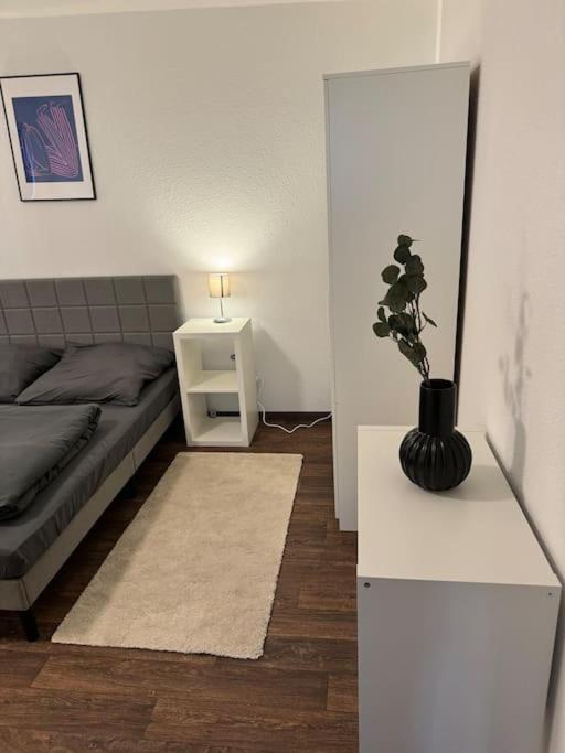 Townhouse Fuer 10 Personen Mit Garten Esslingen am Neckar Esterno foto